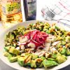 receta de ensalada-aguacate-crema-vinagre-balsamico hecha con el Bote de crema de vinagre balsámico de Módena con pincel Ybarra 280ml